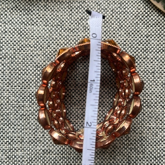 ✨ Y2K Vintage Rose Gold and Rhinestone Stretchy Bracelet ✨ - Picture 16 of 17